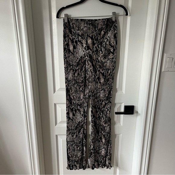 NWT Topshop Snake Print Flares 6 - Picture 1 of 1